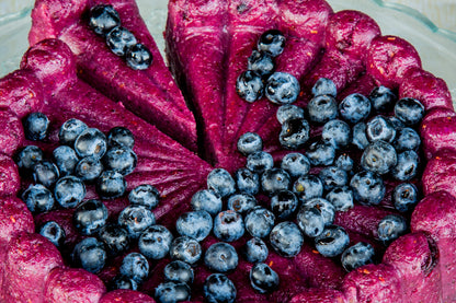 Cricket, hibiscus & berries cake